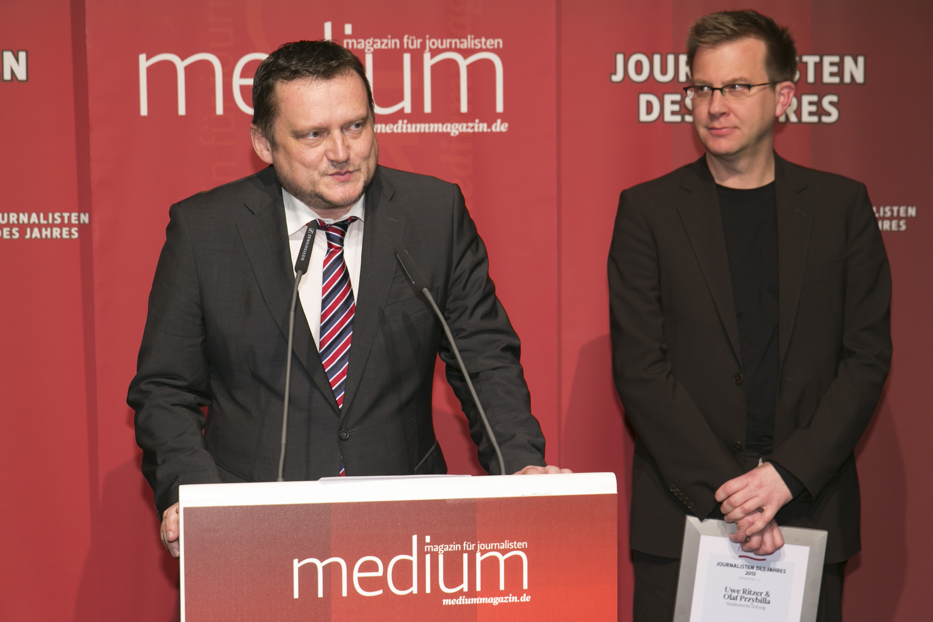 DEU, Berlin, 03.02.2014, medium magazin, Feier und Preisverleihung an die "Journalisten des Jahres 2013", Cafe im Zeughaus im Deutschen Historischen Museum, v.l.: Olaf Przybilla (Sueddeutsche Zeitung, Reporter 1.), Uwe Ritzer (Sueddeutsche Zeitung, Reporter 1.),

[ (c) Wolfgang Borrs, Wiener Str. 11, D-10999 B e r l i n, Mobile +49.171.5332491, www.borrs.de, mail@borrs.de; ]