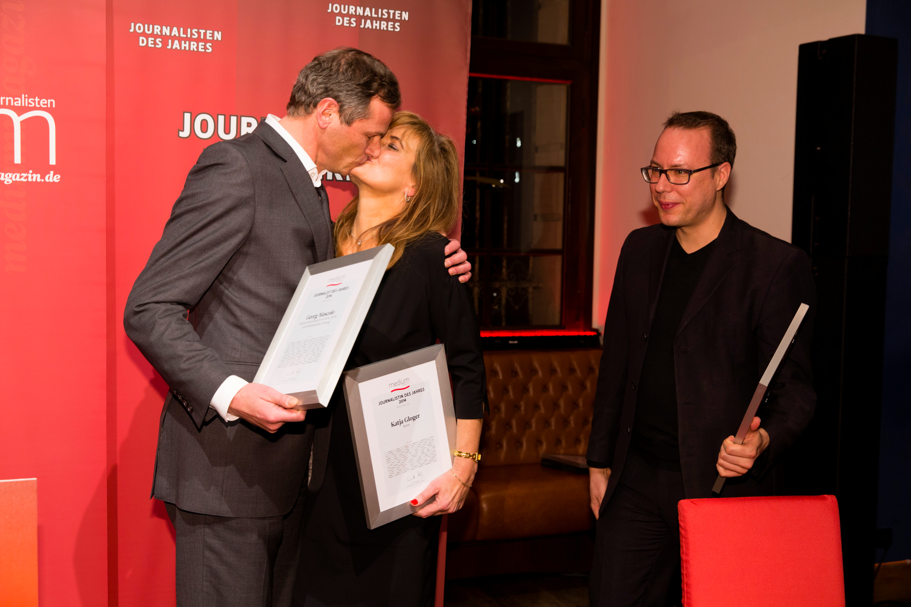 DEU, Berlin, 23.02.2015, medium magazin, Feier und Preisverleihung an die "Journalisten des Jahres 2014", Cafe im Zeughaus im Deutschen Historischen Museum, v.l.: Georg Mascolo (Rechercheverbund von NDR, WDR, SZ, Politik 1.), Katja Gloger (Stern, Politik 2.), Markus Beckedahl (netzpolitik.org, Politik 3.), [ (c) Wolfgang Borrs, Wiener Str. 11, D-10999 B e r l i n, Mobile +49.171.5332491, www.borrs.de, mail@borrs.de; ]