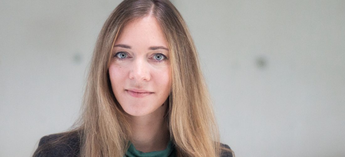 Kommunikationswissenschaftlerin Christine Meltzer hat zwei Reports zur Femizid-Berichterstattung veröffentlicht. Foto: Alicia Ernst