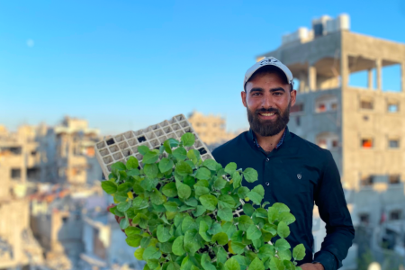 Yousef Abu Rabie (c) Tharma
